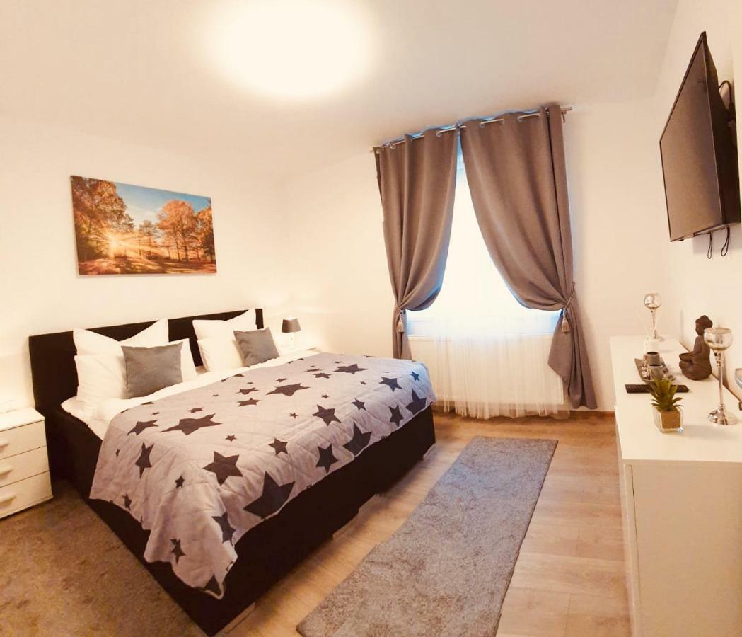 Apartament Comfort Primaverii Rîşnov 외부 사진